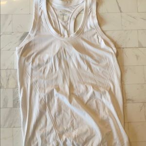 Size medium white Athleta momentum tank top